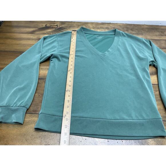 ATHLETA Seasoft Willow Green V-neck Sweatshirt Long Sleeve Soft Modal Medium - Picture 6 of 9